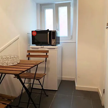Apartment Tram & Fado Memory House — Under The St. George's Castle *
