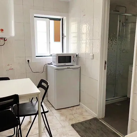 Tram & Fado Memory House — Under The St. George's Castle Apartment *